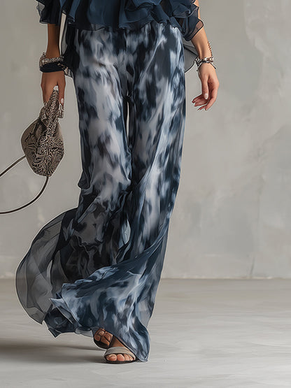 Muslin Set: Urban Chic Navy Halter Top with Wide-Leg Printed Pants