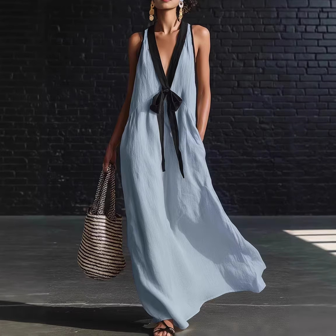 Robe longue sans manches col en V à imprimé bohème noir et blanc