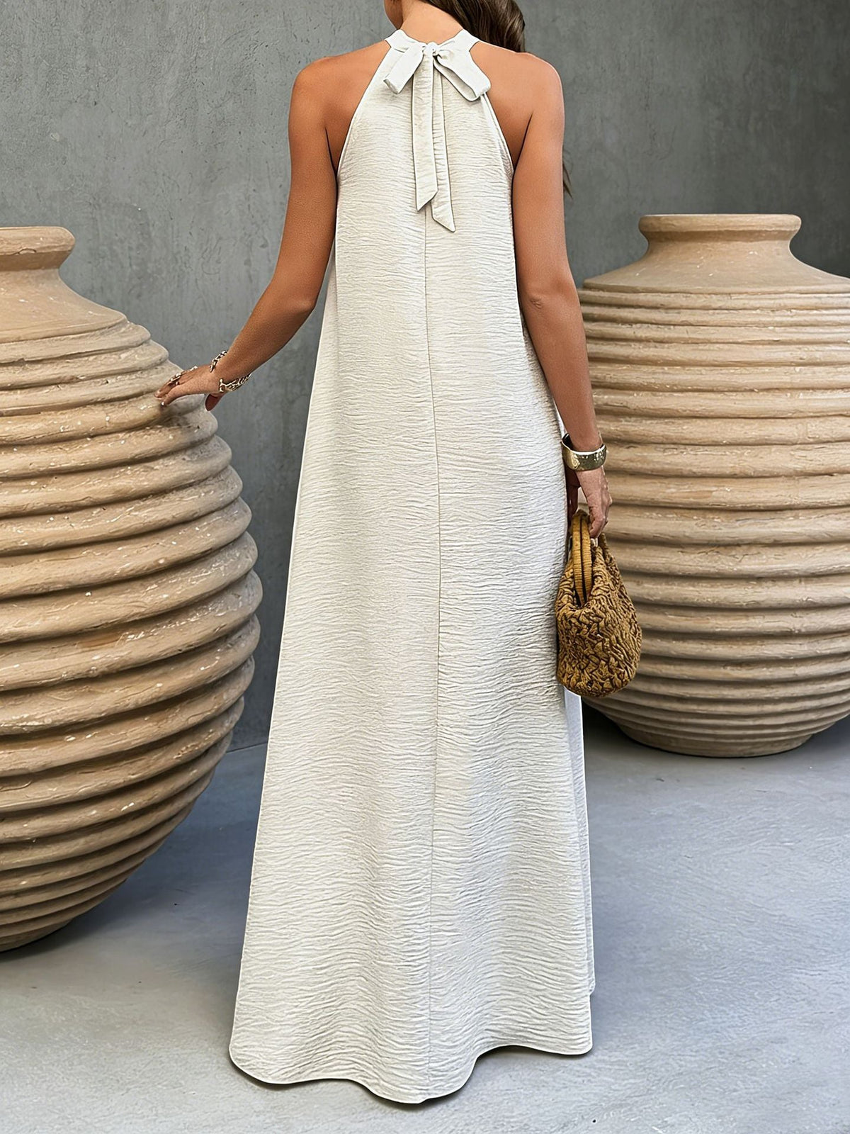 Robe longue dos-nu à nouer