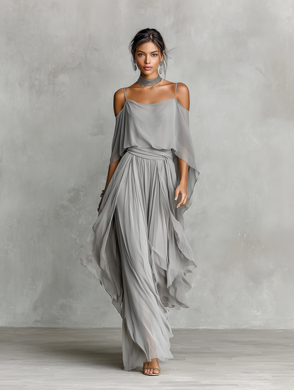 Robe longue femme grise en mousseline respirante avec détail épaules dénudées et silhouette évasée