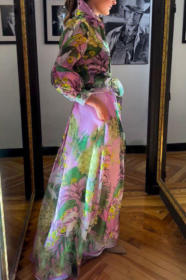 Elegant long pink dress with long sleeves