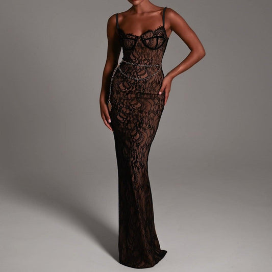 Ravissante robe longue noire dos nu en dentelle