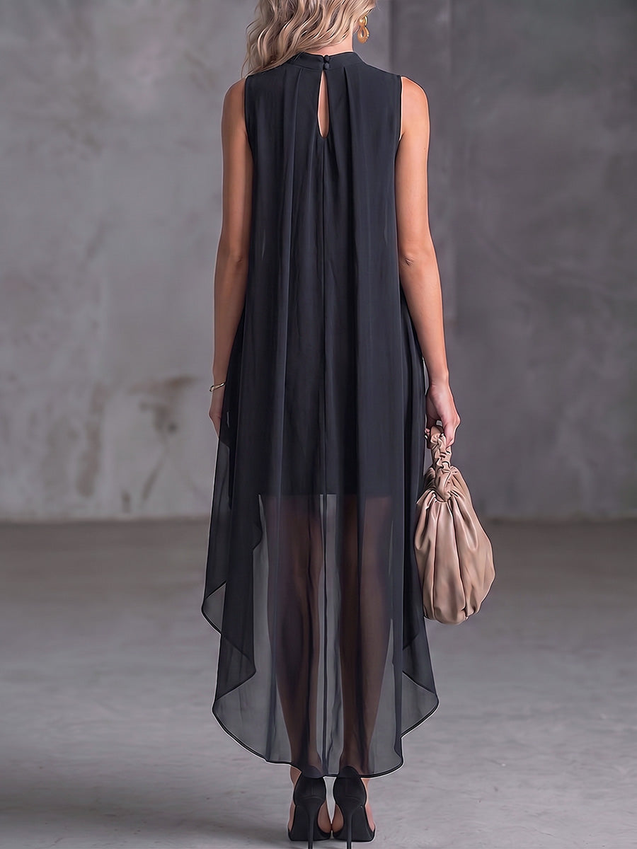 Robe moulante sans manches à col montant avec superposition en mousseline