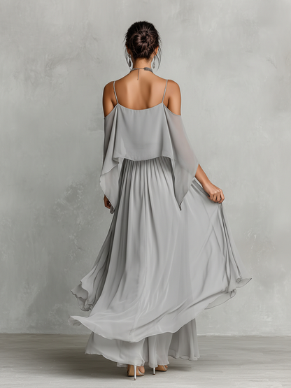 Robe longue femme grise en mousseline respirante avec détail épaules dénudées et silhouette évasée