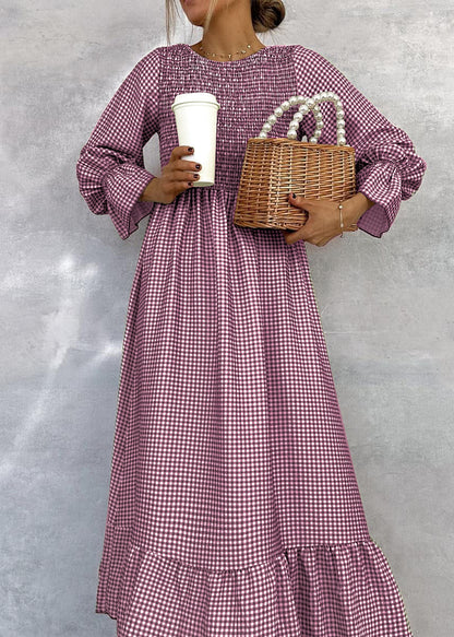 Longue robe à col rond avec encoche verte